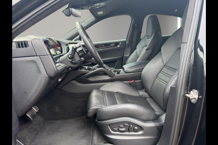 Porsche Cayenne Coupé 4.0 Turbo E-Hybrid GT Carbon | 22"  | Bijrijdersdisplay | Bose | Vol-Leder |