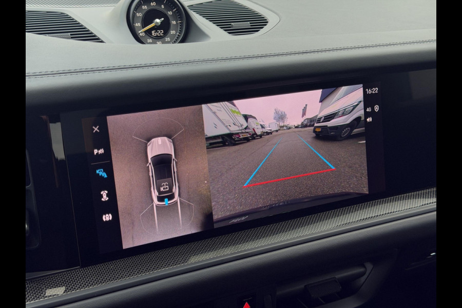 Porsche Cayenne Coupé 4.0 Turbo E-Hybrid GT Carbon | 22"  | Bijrijdersdisplay | Bose | Vol-Leder |