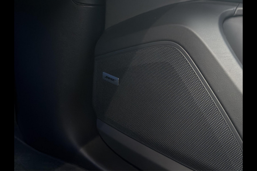 Porsche Cayenne Coupé 4.0 Turbo E-Hybrid GT Carbon | 22"  | Bijrijdersdisplay | Bose | Vol-Leder |