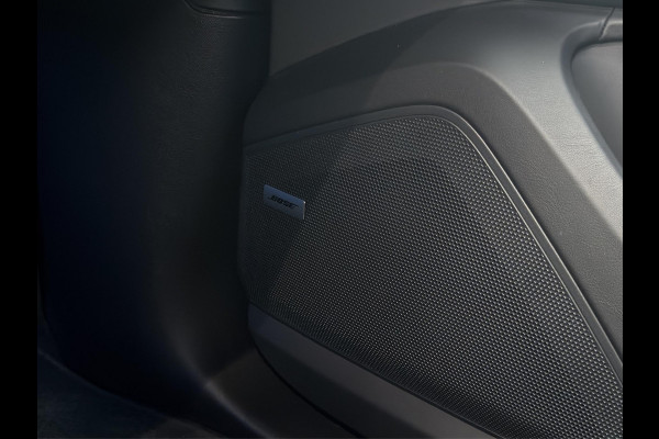 Porsche Cayenne Coupé 4.0 Turbo E-Hybrid GT Carbon | 22"  | Bijrijdersdisplay | Bose | Vol-Leder |