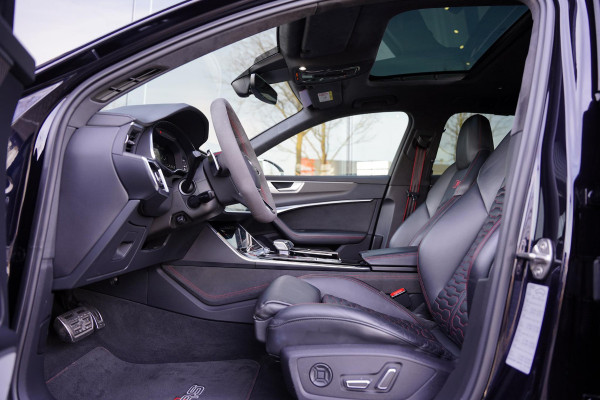 Audi A6 Avant RS 6 TFSI Quattro / BTW / Milltek / Uitlaat