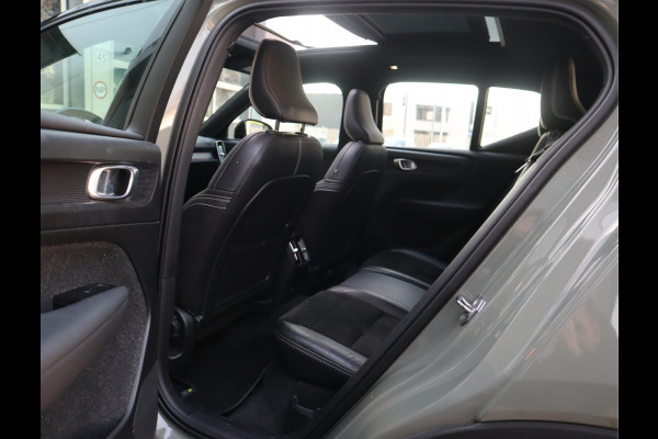 Volvo XC40 Recharge P8 AWD R-Design / Panoramadak / 360camera