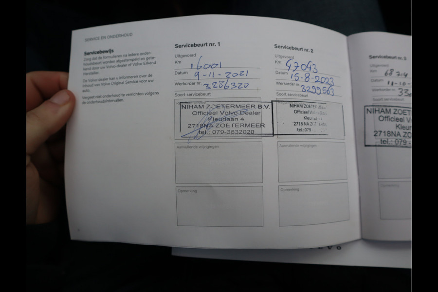 Volvo XC40 Recharge P8 AWD R-Design / Panoramadak / 360camera