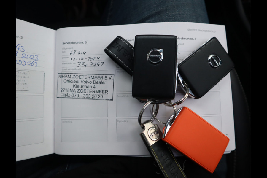 Volvo XC40 Recharge P8 AWD R-Design / Panoramadak / 360camera