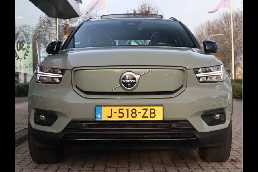 Volvo XC40 Recharge P8 AWD R-Design / Panoramadak / 360camera