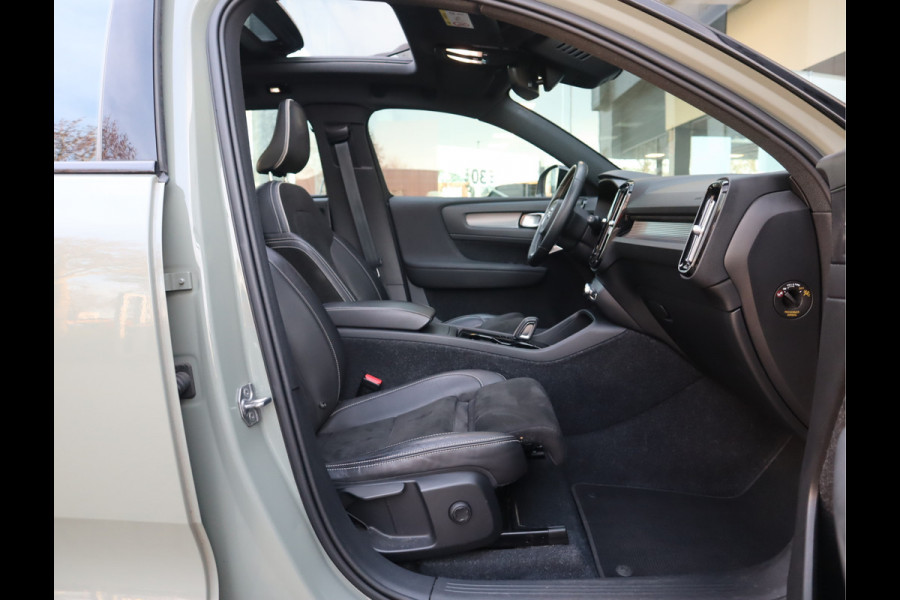 Volvo XC40 Recharge P8 AWD R-Design / Panoramadak / 360camera