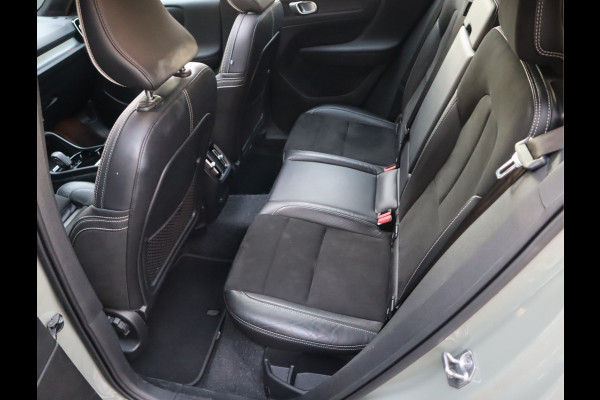 Volvo XC40 Recharge P8 AWD R-Design / Panoramadak / 360camera