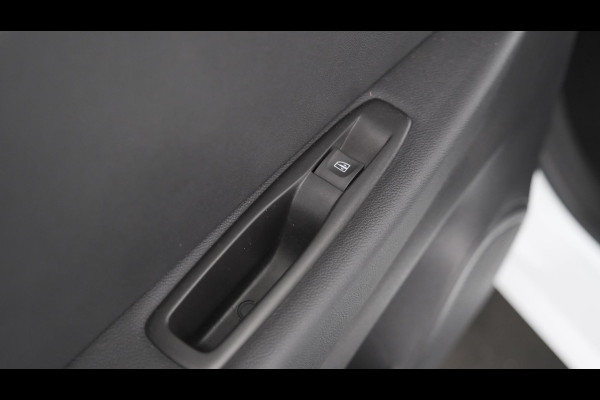 Renault Captur 1.3 TCe Intens | Trekhaak afneembaar | Navigatie | Parkeersensoren