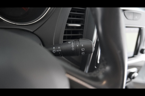 Renault Captur 1.3 TCe Intens | Trekhaak afneembaar | Navigatie | Parkeersensoren