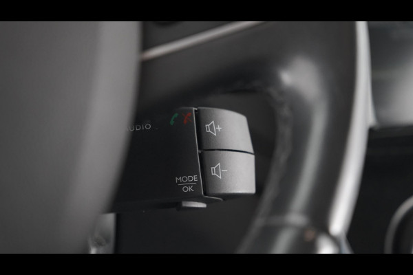 Renault Captur 1.3 TCe Intens | Trekhaak afneembaar | Navigatie | Parkeersensoren