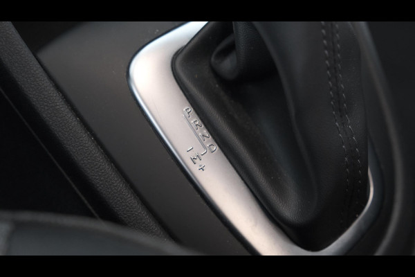 Renault Captur 1.3 TCe Intens | Trekhaak afneembaar | Navigatie | Parkeersensoren