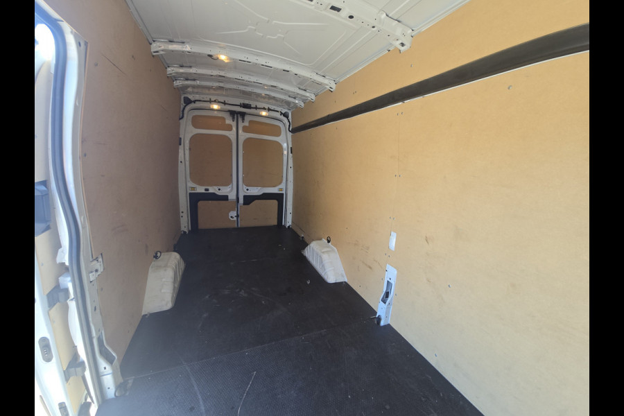 Ford Transit 350 2.0 TDCI L4 H3 Trend RWD - 170 Pk - Euro 6 - ParkeerCamera - Airco - Cruise Control