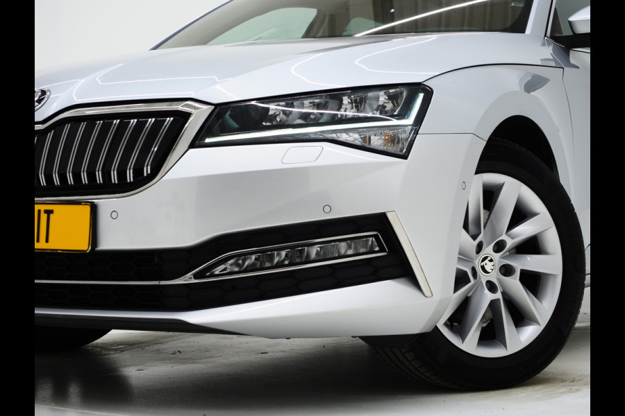 Škoda Superb Combi 1.4 TSI iV Style | Panoramadak | Canton | Leder | Camera | Keyless | Adaptive Cruise | Memory | Carplay