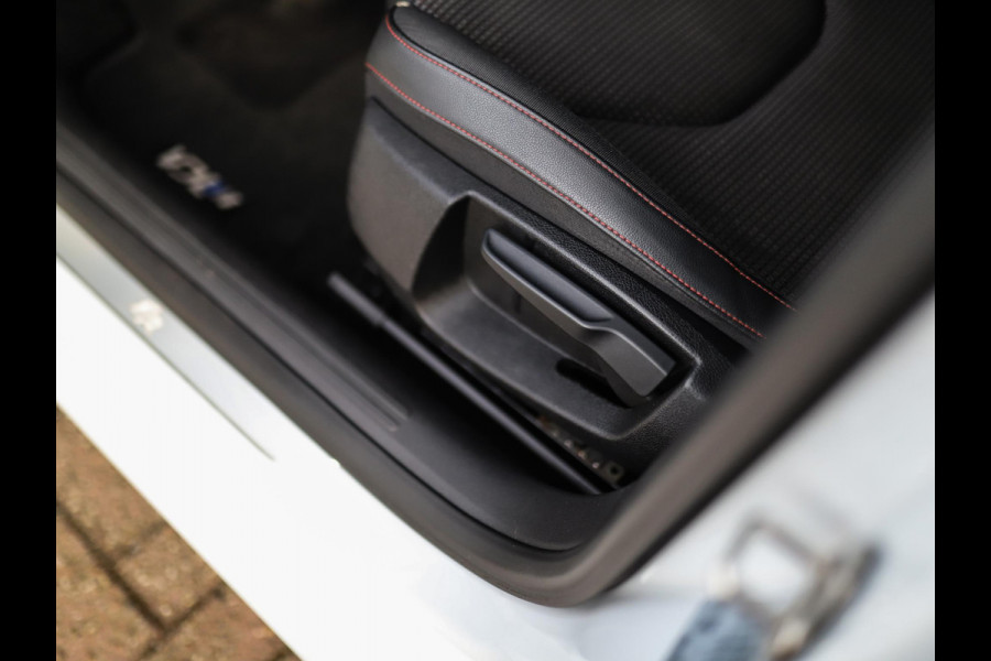 Seat Leon 1.5 TSI FR Business Intense | Camera | Beats | ACC | Seat Lightning