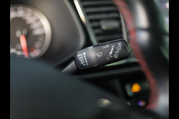 Seat Leon 1.5 TSI FR Business Intense | Camera | Beats | ACC | Seat Lightning