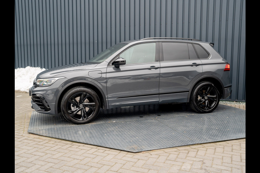 Volkswagen Tiguan 1.4 TSI eHybrid R-Line Business+ | Black Style | Keyless | Camera | IQ Light | Elk. A-klep | Prijs Rijklaar!!