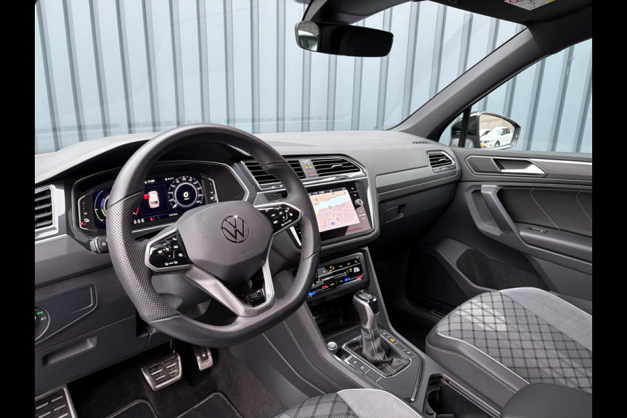 Volkswagen Tiguan 1.4 TSI eHybrid R-Line Business+ | Black Style | Keyless | Camera | IQ Light | Elk. A-klep | Prijs Rijklaar!!