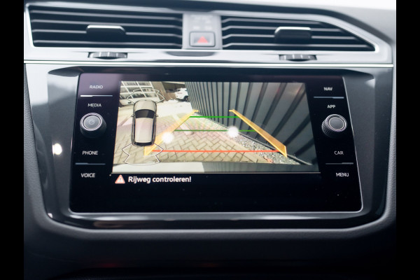 Volkswagen Tiguan 1.4 TSI eHybrid R-Line Business+ | Black Style | Keyless | Camera | IQ Light | Elk. A-klep | Prijs Rijklaar!!