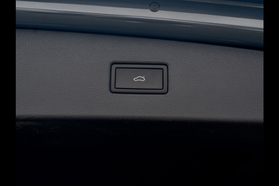 Volkswagen Tiguan 1.4 TSI eHybrid R-Line Business+ | Black Style | Keyless | Camera | IQ Light | Elk. A-klep | Prijs Rijklaar!!