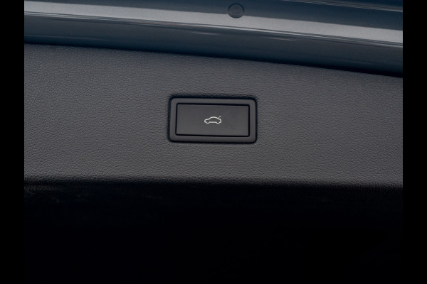 Volkswagen Tiguan 1.4 TSI eHybrid R-Line Business+ | Black Style | Keyless | Camera | IQ Light | Elk. A-klep | Prijs Rijklaar!!