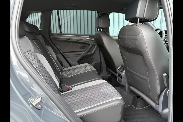 Volkswagen Tiguan 1.4 TSI eHybrid R-Line Business+ | Black Style | Keyless | Camera | IQ Light | Elk. A-klep | Prijs Rijklaar!!