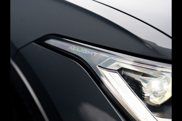 Volkswagen Tiguan 1.4 TSI eHybrid R-Line Business+ | Black Style | Keyless | Camera | IQ Light | Elk. A-klep | Prijs Rijklaar!!