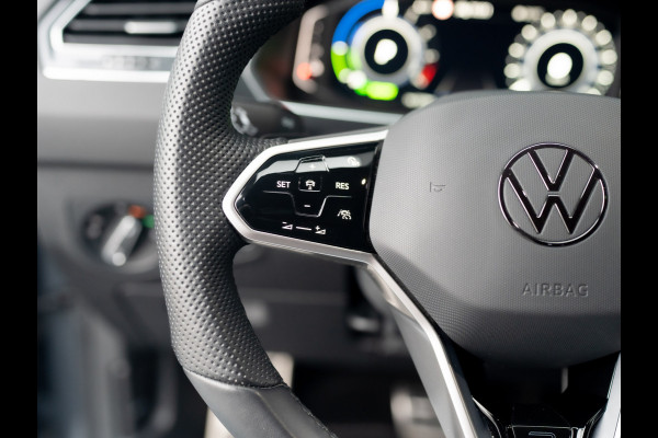 Volkswagen Tiguan 1.4 TSI eHybrid R-Line Business+ | Black Style | Keyless | Camera | IQ Light | Elk. A-klep | Prijs Rijklaar!!