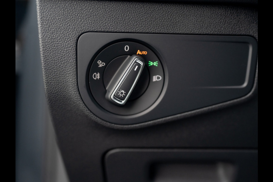 Volkswagen Tiguan 1.4 TSI eHybrid R-Line Business+ | Black Style | Keyless | Camera | IQ Light | Elk. A-klep | Prijs Rijklaar!!