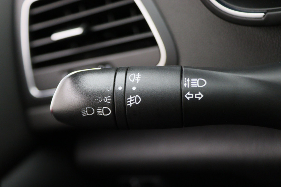 Renault Mégane Estate 1.3 TCe Intens LED, Keyless, Apple Carplay, Climate, Cruise, PDC