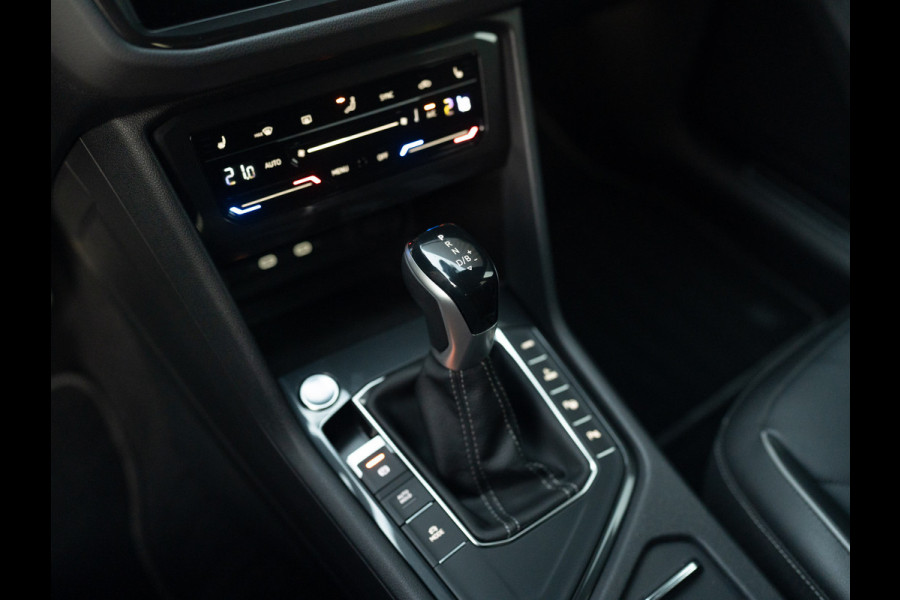 Volkswagen Tiguan 1.4 TSI eHybrid R-Line Business+ | Stoelgeheugen | Head Up | Trekhaak wegkl. | IQ Light | Camera | Keyless | Prijs Rijklaar!!