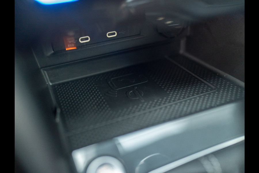 Volkswagen Tiguan 1.4 TSI eHybrid R-Line Business+ | Stoelgeheugen | Head Up | Trekhaak wegkl. | IQ Light | Camera | Keyless | Prijs Rijklaar!!