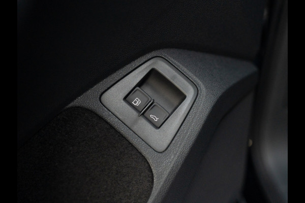 Volkswagen Tiguan 1.4 TSI eHybrid R-Line Business+ | Stoelgeheugen | Head Up | Trekhaak wegkl. | IQ Light | Camera | Keyless | Prijs Rijklaar!!