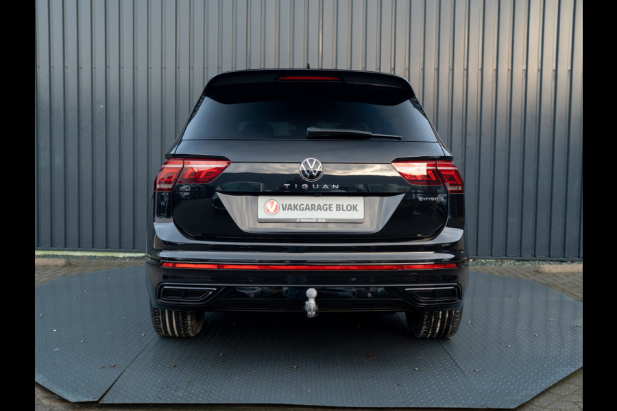 Volkswagen Tiguan 1.4 TSI eHybrid R-Line Business+ | Stoelgeheugen | Head Up | Trekhaak wegkl. | IQ Light | Camera | Keyless | Prijs Rijklaar!!