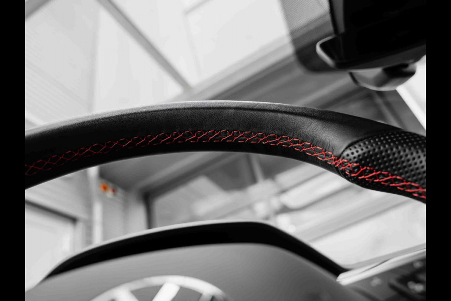 Volkswagen Polo GTI Edition 25 2.0TSI DSG | Leder | Beats | Camera