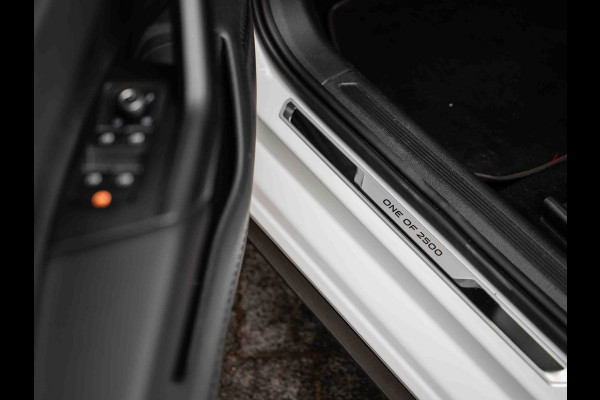 Volkswagen Polo GTI Edition 25 2.0TSI DSG | Leder | Beats | Camera