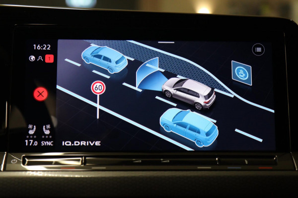 Volkswagen Golf 2.0 TSI GTI CLUBSPORT /PANO/NURBURGRING/H-K/IQ-LIGHT/MEMORY/VOLL