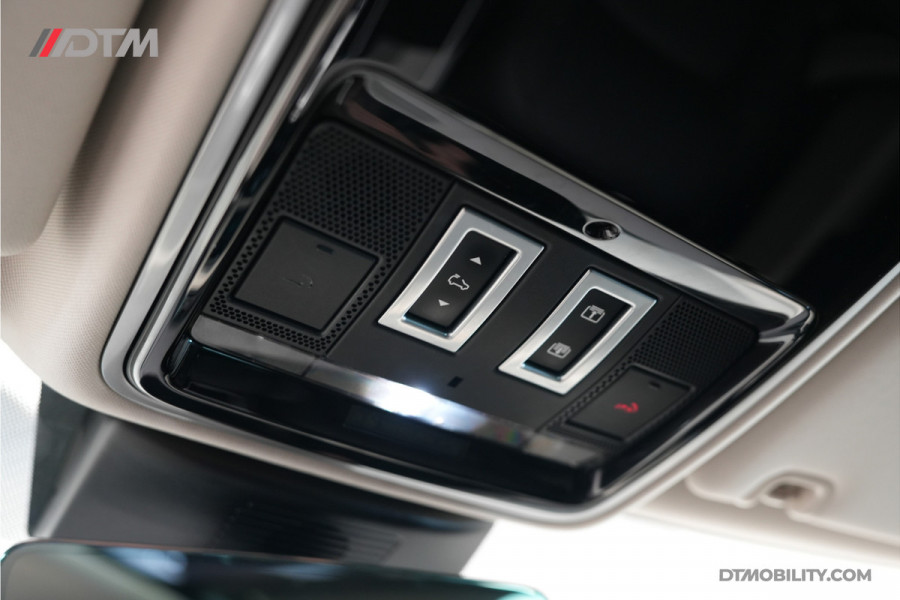Land Rover Range Rover P400e Vogue | Head-up | Matrix | Koelkast | Panoramadak