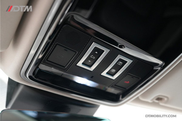 Land Rover Range Rover P400e Vogue | Head-up | Matrix | Koelkast | Panoramadak
