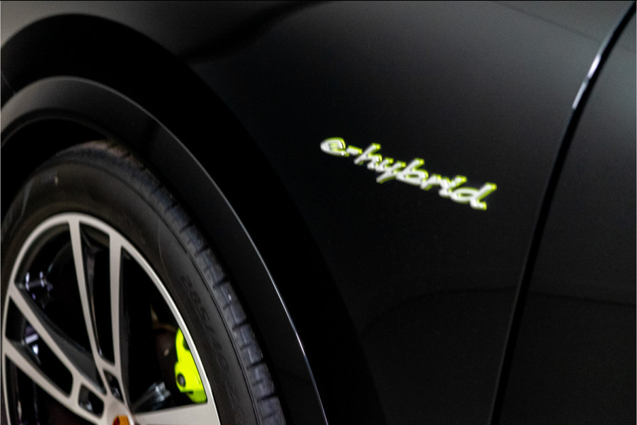 Porsche Cayenne Coupé 3.0 E-Hybrid 462PK | InnoDrive | Bose | Bicolor | Sportchrono | VOL! Fabrieksgarantie