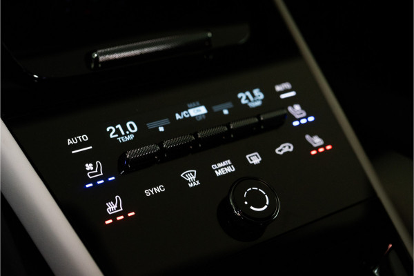 Porsche Cayenne Coupé 3.0 E-Hybrid 462PK | InnoDrive | Bose | Bicolor | Sportchrono | VOL! Fabrieksgarantie