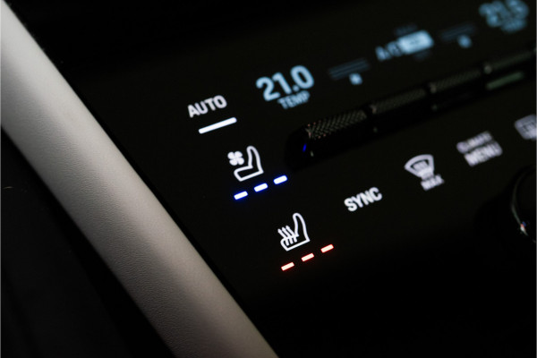 Porsche Cayenne Coupé 3.0 E-Hybrid 462PK | InnoDrive | Bose | Bicolor | Sportchrono | VOL! Fabrieksgarantie