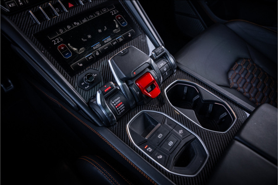 Lamborghini Urus 4.0 V8 - Panorama | B&O Adv. | 23 Inch | Carbon
