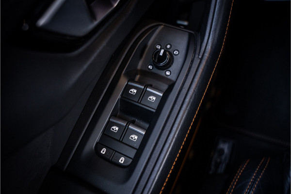 Lamborghini Urus 4.0 V8 - Panorama | B&O Adv. | 23 Inch | Carbon