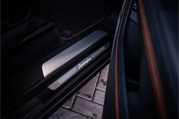 Lamborghini Urus 4.0 V8 - Panorama | B&O Adv. | 23 Inch | Carbon
