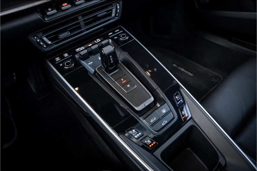 Porsche 911 992 3.8 Turbo - Sport Chrono Plus | Kreide Grijs | Panorama | Bose | Lift