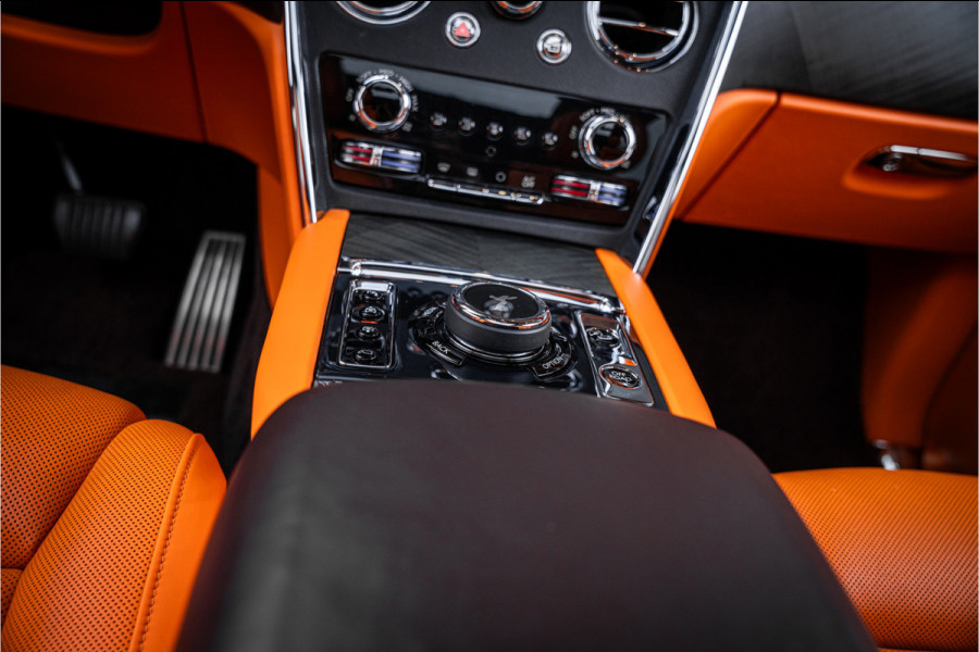 Rolls-Royce Cullinan 6.75 V12 - Panorama | Bespoke Audio | Massage | HUD | 360c