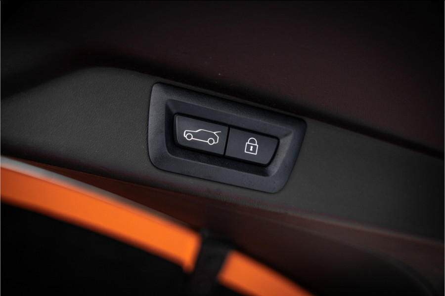 Rolls-Royce Cullinan 6.75 V12 - Panorama | Bespoke Audio | Massage | HUD | 360c