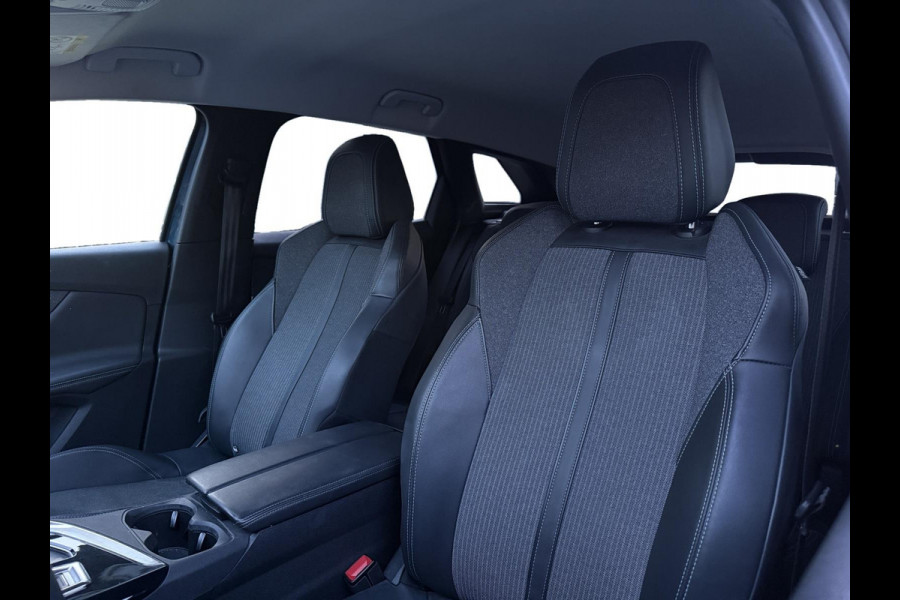 Peugeot 3008 1.2 PureTech Allure Aut. Trekhaak | Camera | LED | Half Leder| Apple Carplay & Android Auto |