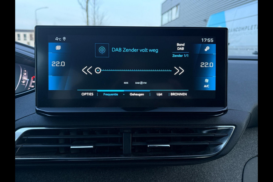 Peugeot 3008 1.2 PureTech Allure Aut. Trekhaak | Camera | LED | Half Leder| Apple Carplay & Android Auto |