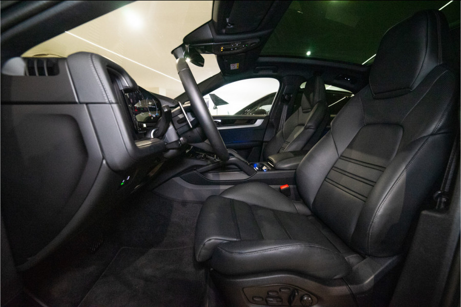 Porsche Cayenne Coupé 3.0 E-Hybrid 462PK | Cashmere | Pano | Bose | Lucht | Trekhaak | Chrono | VOL! Fabrieksgarantie